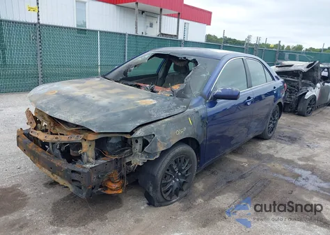 2010 Toyota Camry z USA, uszkodzony, nr VIN 4T1BF3EK3AU538457